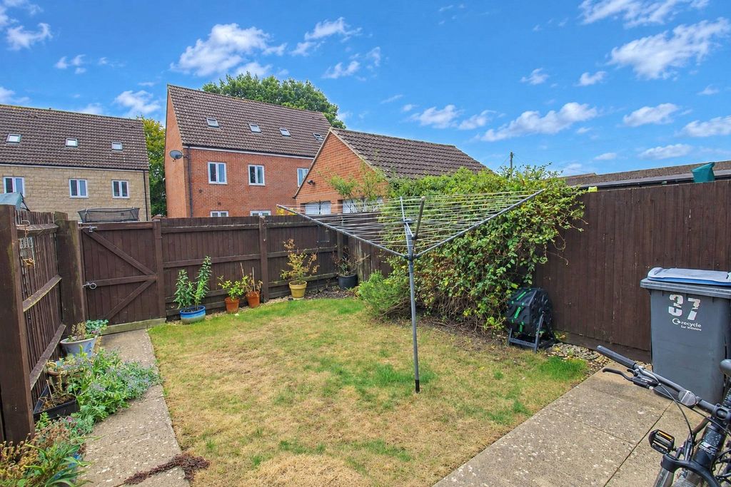 Property photo 2 of 17 Picture No. 05