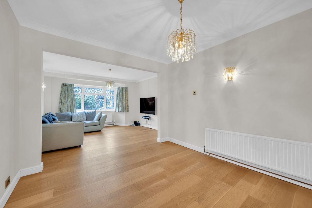 Property photo 2 of 15