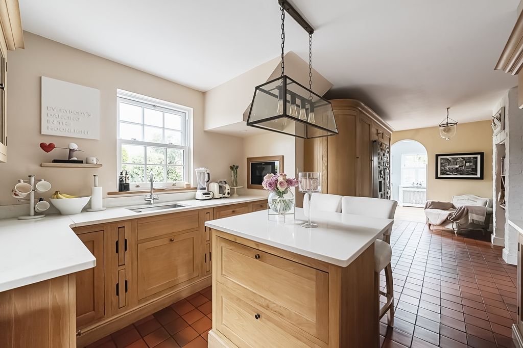 Property photo 2 of 42 1341720-16-68A3149E271c2