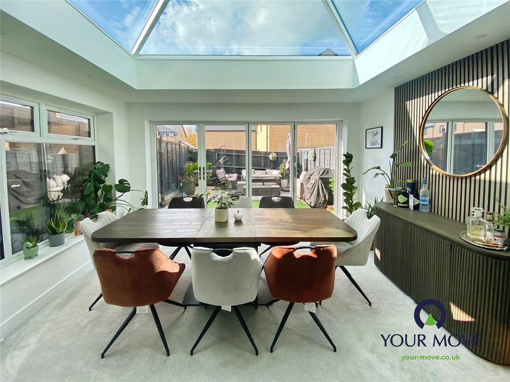 Property photo 2 of 20 Picture No. 23