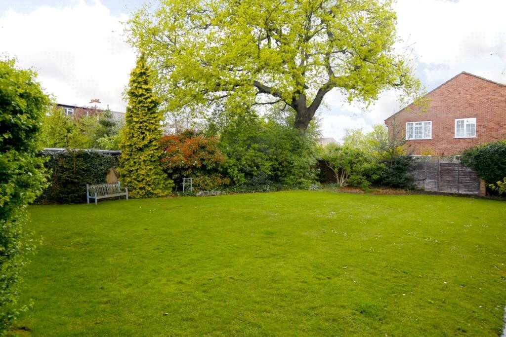 Property photo 2 of 12 Picture No. 02