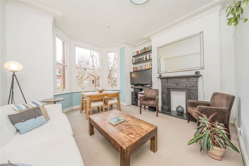 Property photo 2 of 5