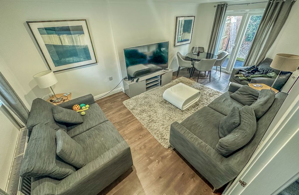 Property photo 2 of 10 Property