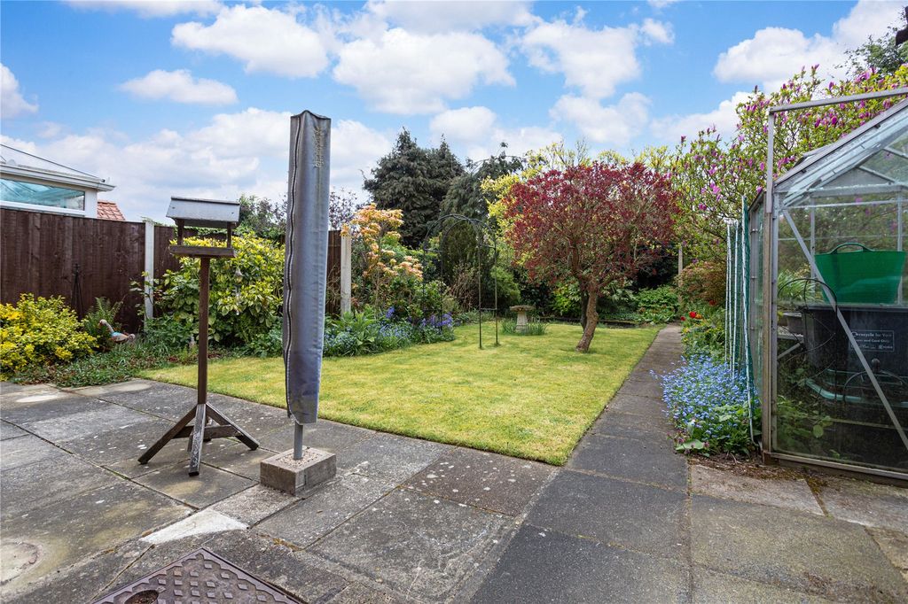 Property photo 3 of 16 Photo