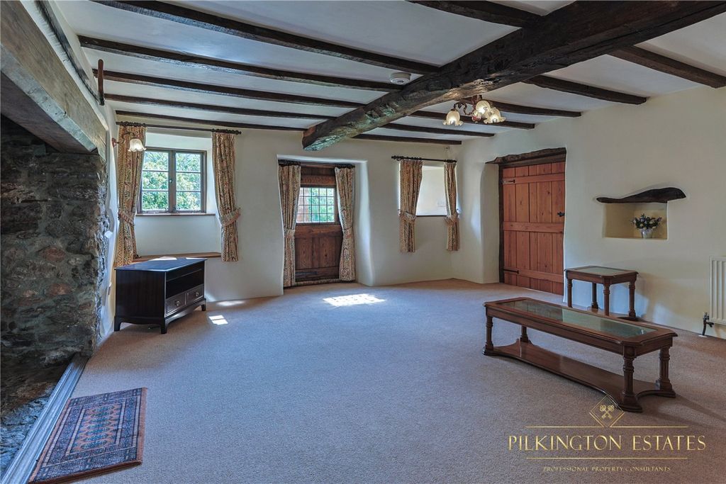 Property photo 3 of 27 4272492