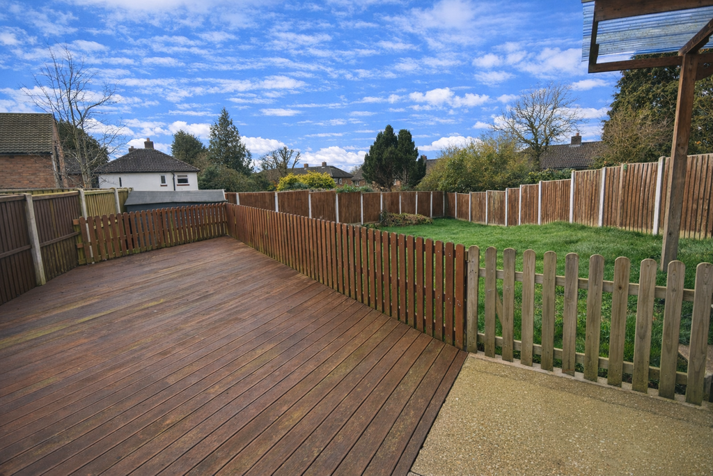 Property photo 3 of 11 Garden