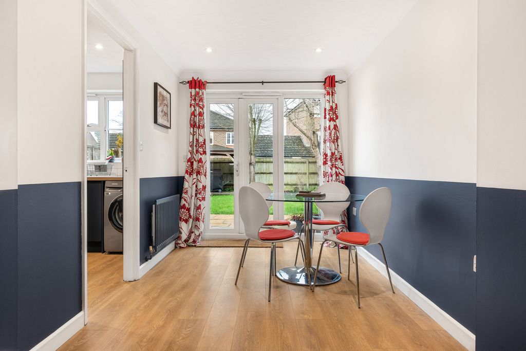 Property photo 3 of 18