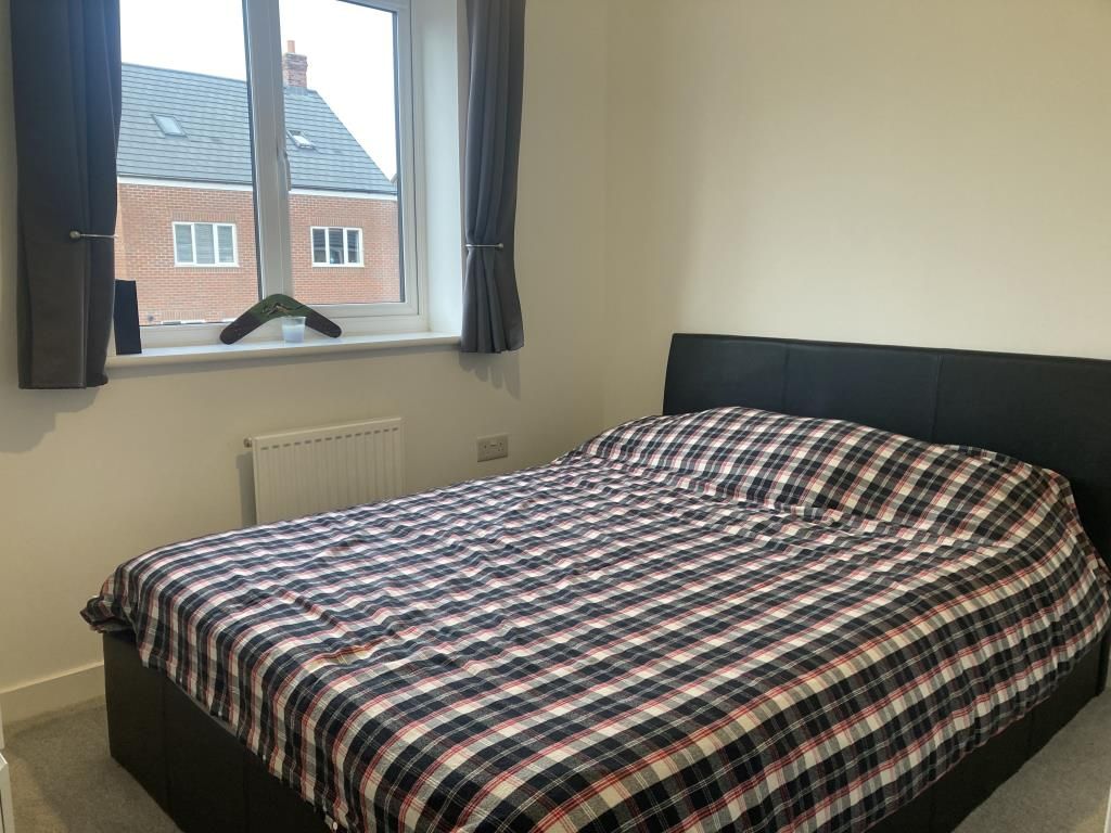 Property photo 2 of 9 Bedroom