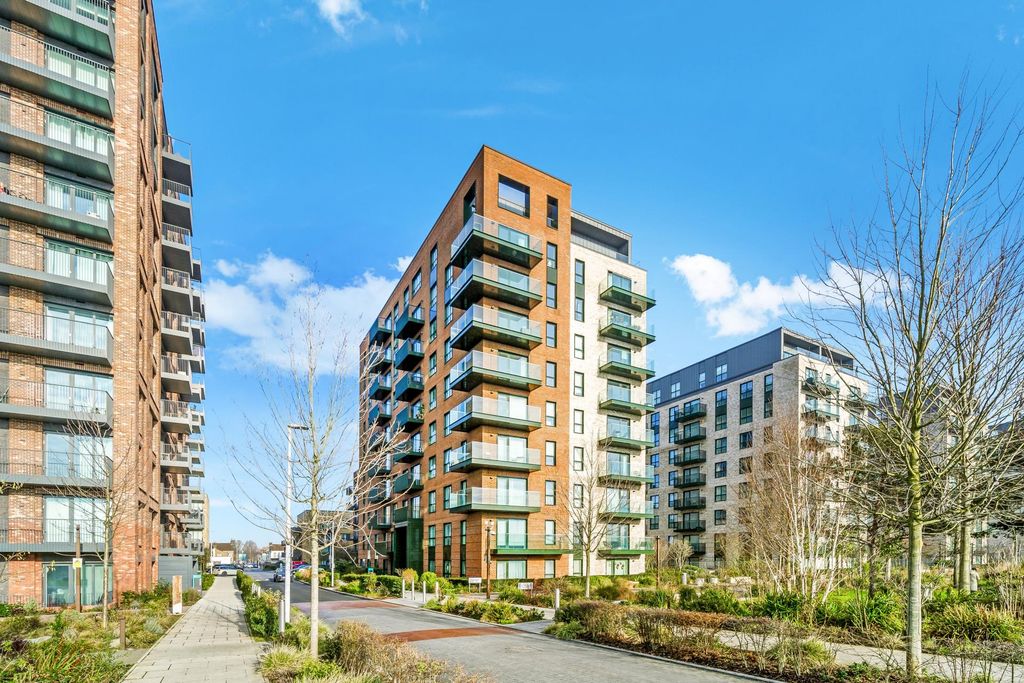 Property photo 1 of 15