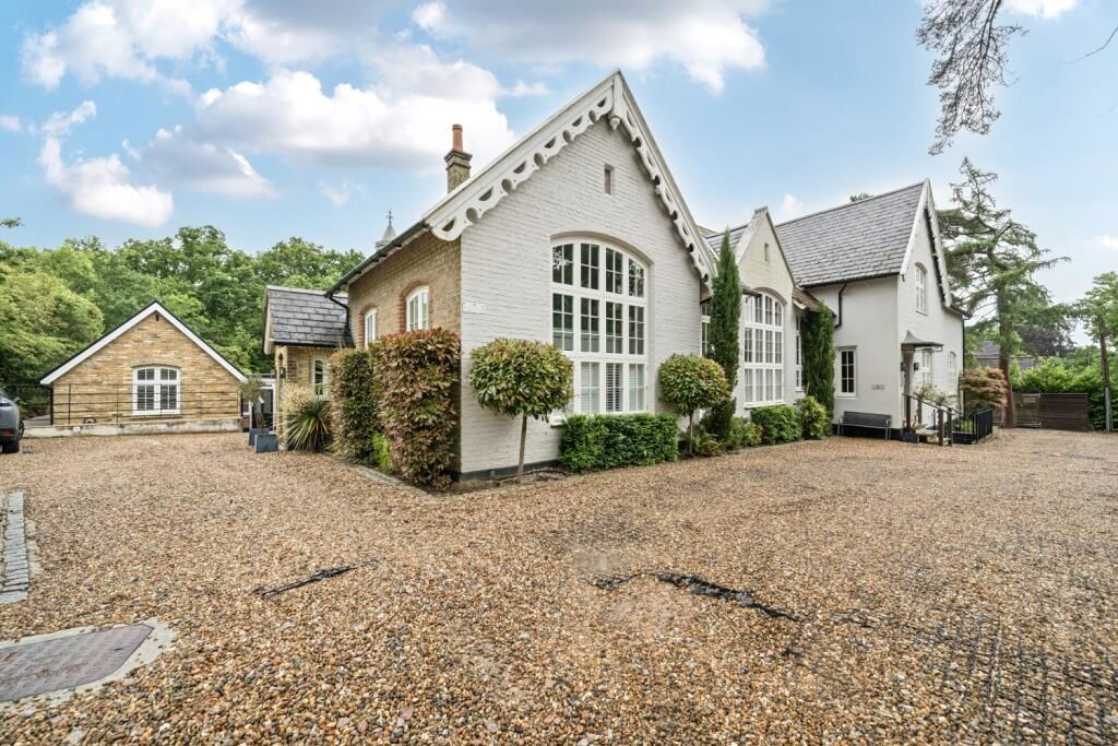 Property photo 1 of 14