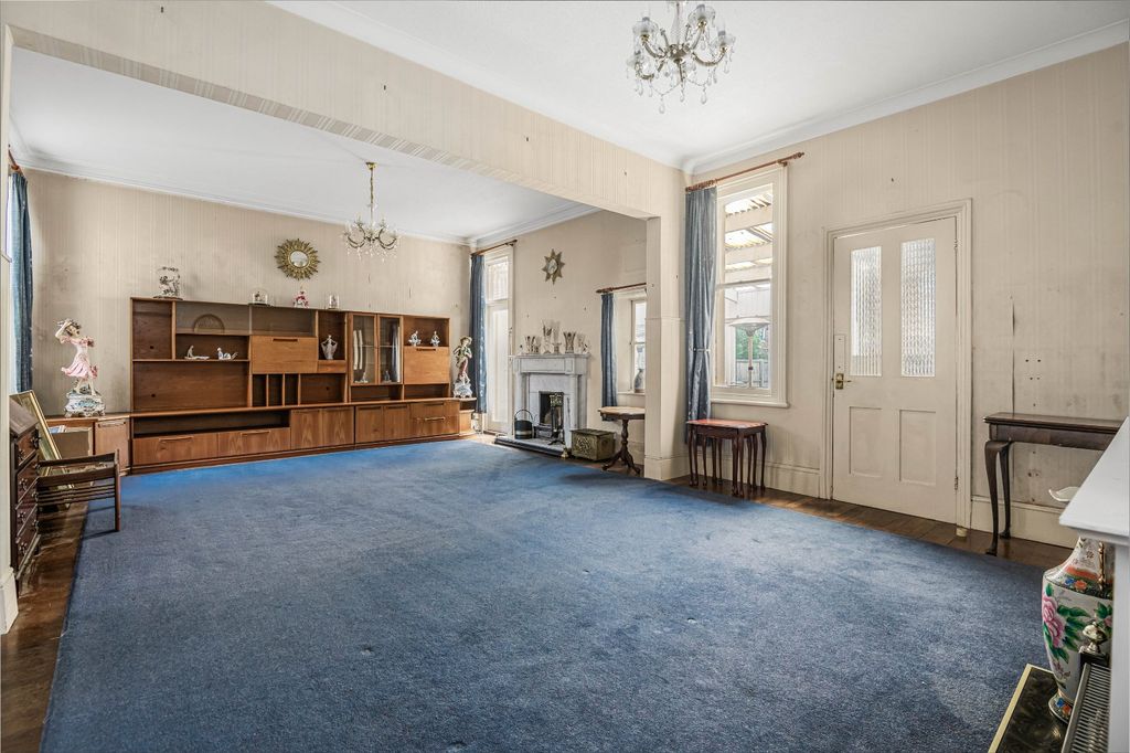 Property photo 3 of 13 Picture No. 05