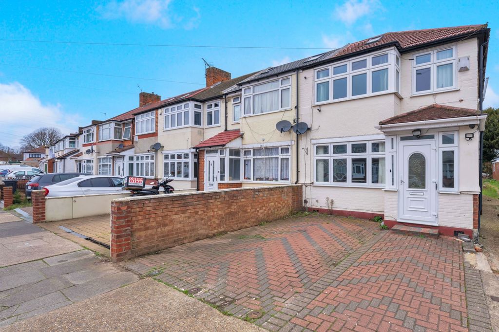 Property photo 2 of 12 Gallery