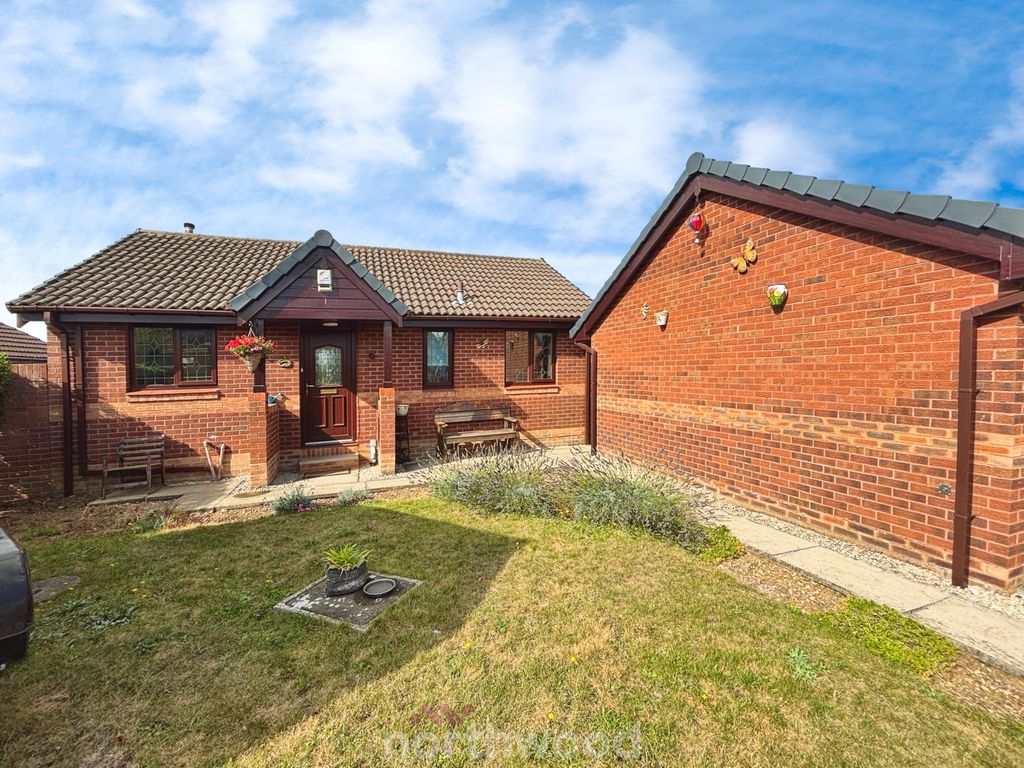 Property photo 1 of 31