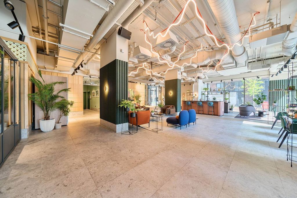 Property photo 3 of 51