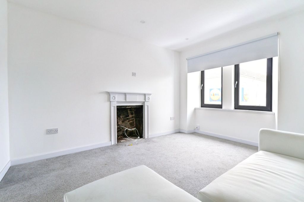 Property photo 2 of 11 Picture No. 03