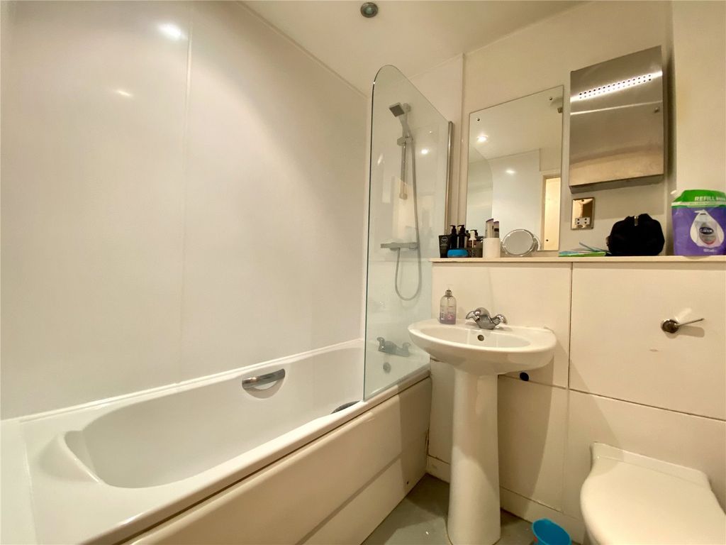 Property photo 3 of 11 Picture No. 14