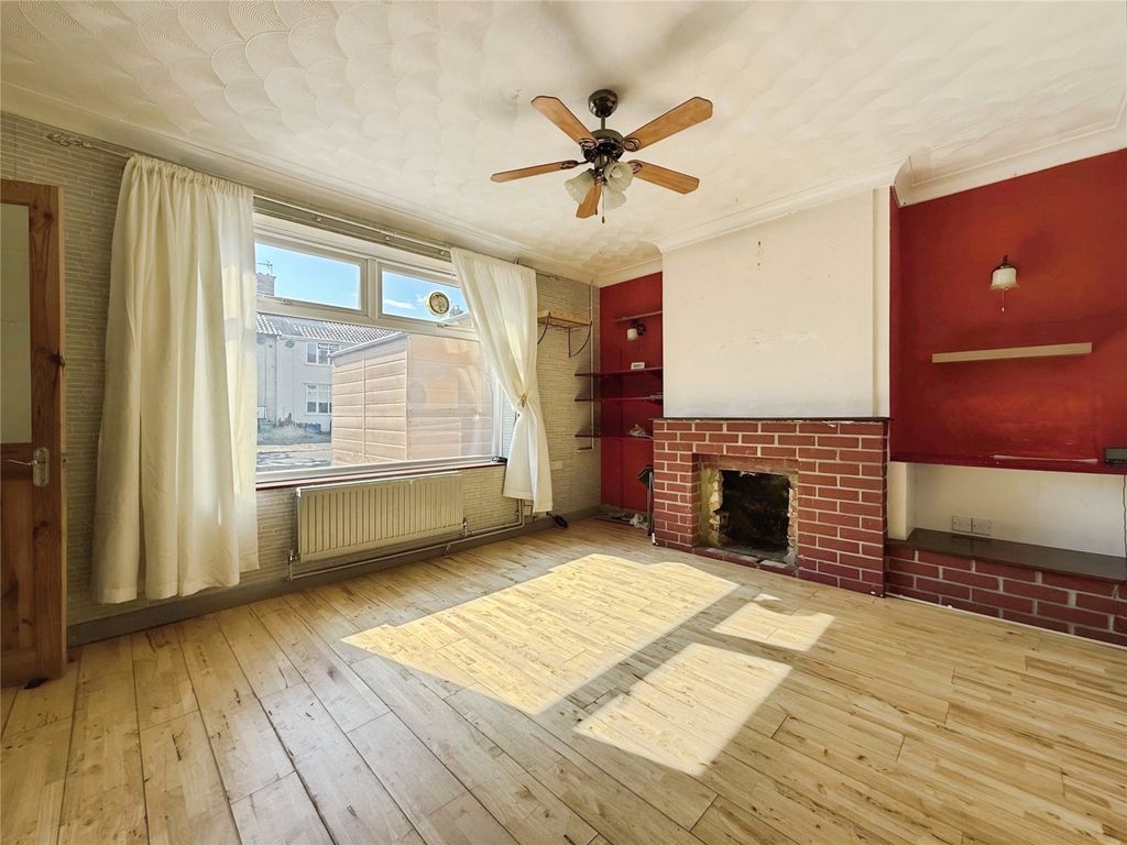 Property photo 2 of 18 Picture No. 05