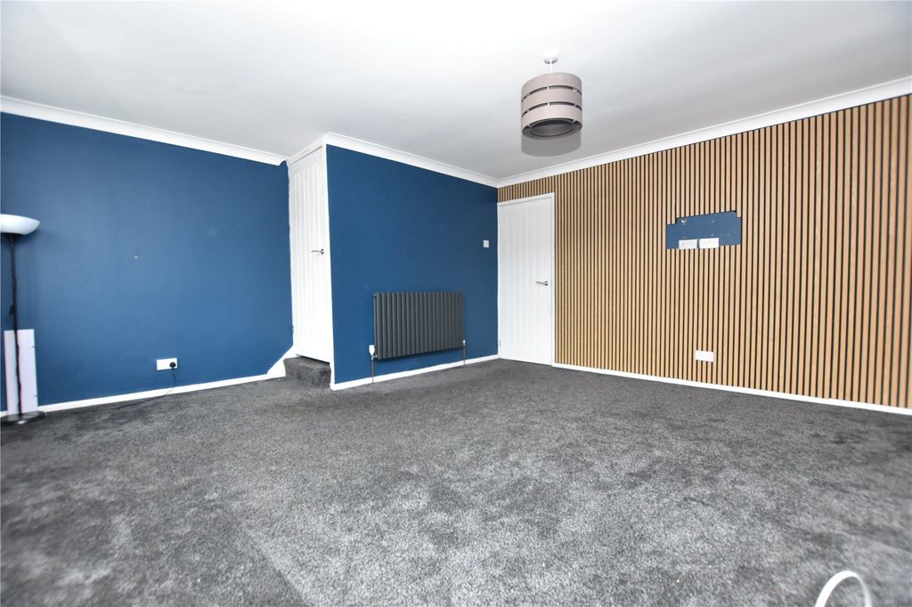 Property photo 2 of 17 Picture No. 13