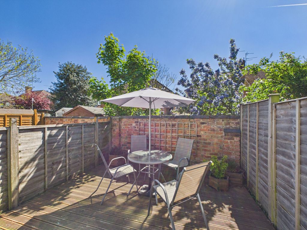 Property photo 2 of 17