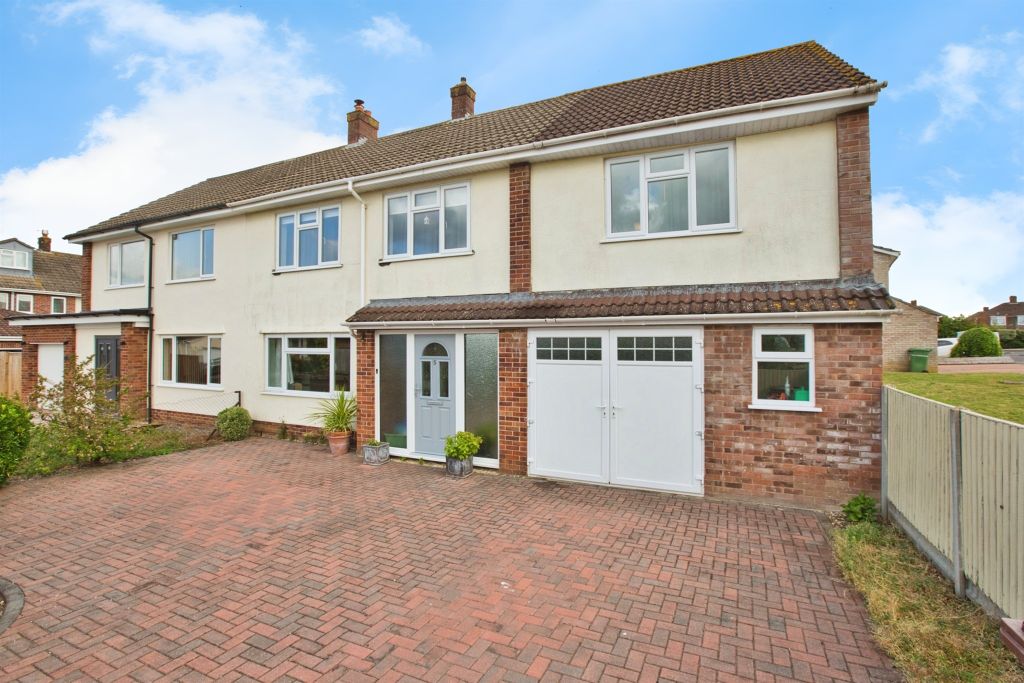 Property photo 1 of 26