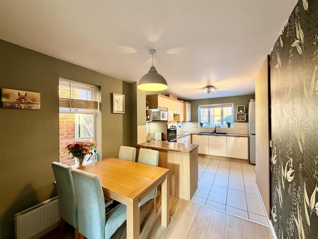 Property photo 3 of 25 3