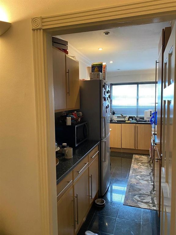 Property photo 1 of 11 Original-3A276B5E-2Bbf-4Bb0-8Dfe-088Fdb96E4E0.Jpeg