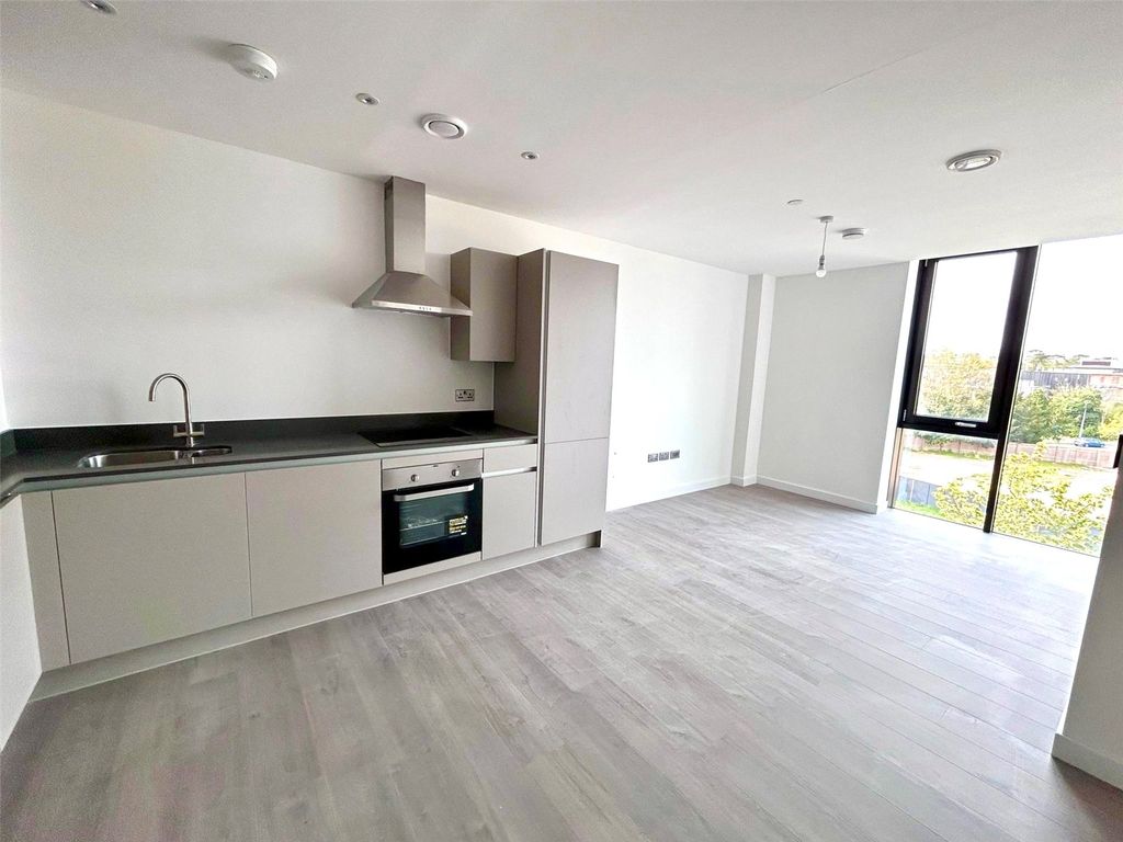 Property photo 3 of 3 Picture No. 02