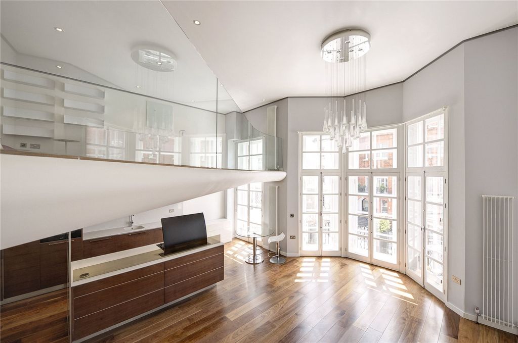 Property photo 2 of 9 Reception Room