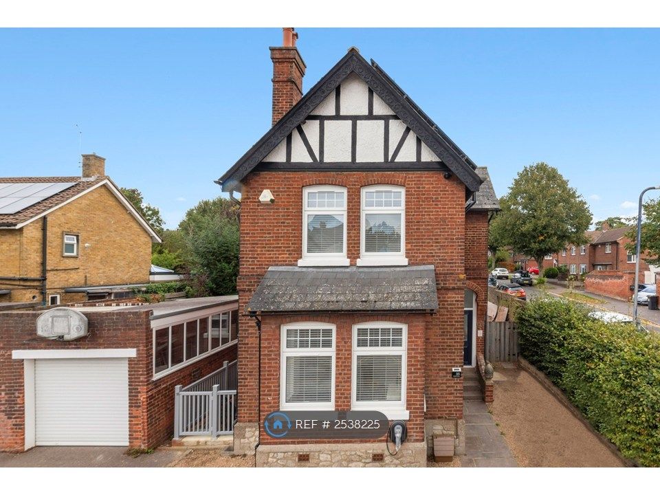 Property photo 2 of 8 Frontage