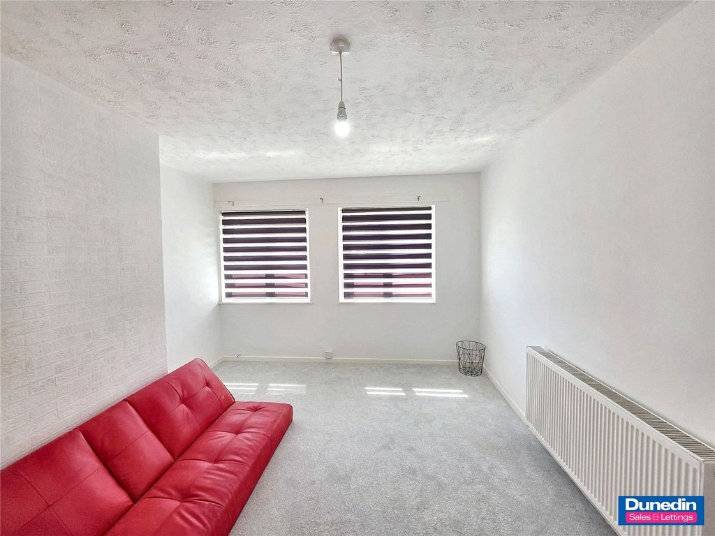 Property photo 3 of 9 Picture No. 03