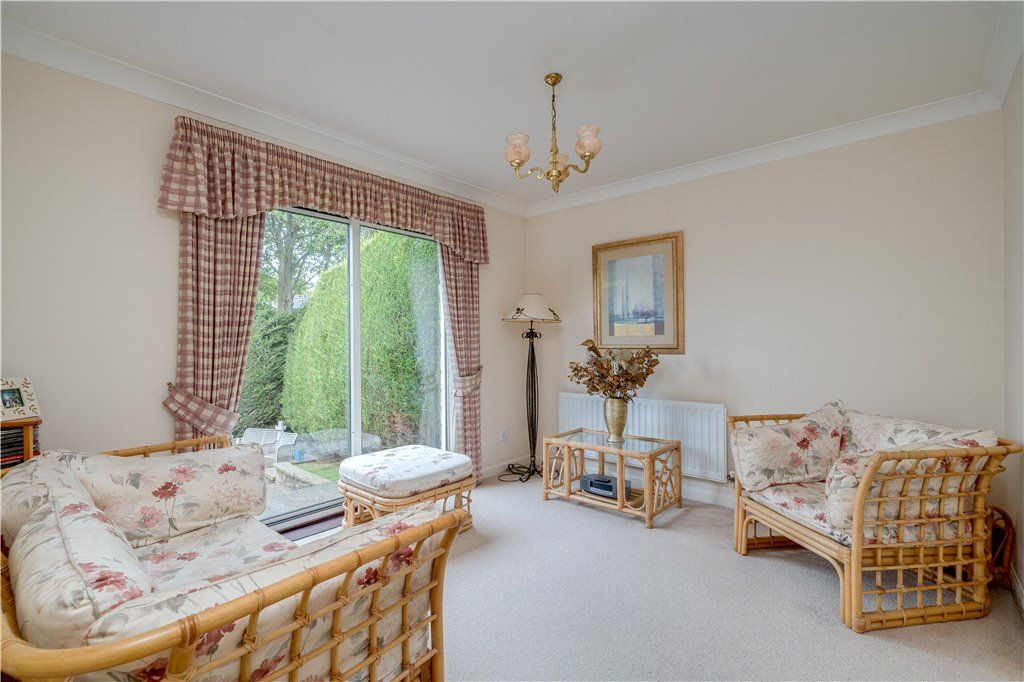 Property photo 3 of 15 Snug/Dining Room