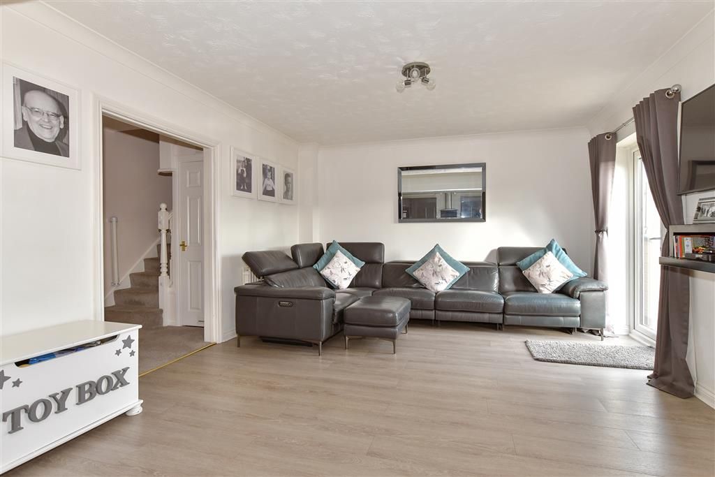 Property photo 2 of 12 Dining/ Family Area