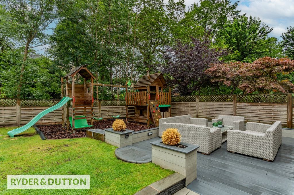 Property photo 3 of 40 Rear Garden