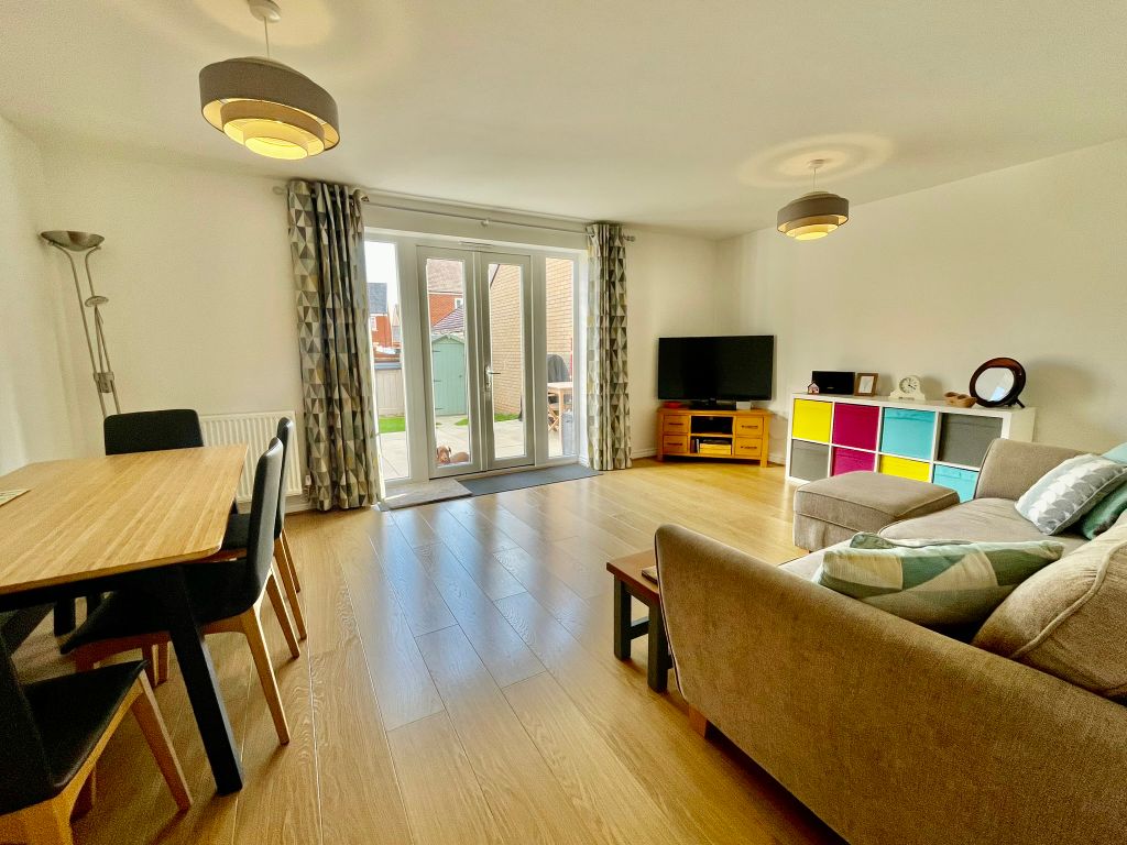 Property photo 2 of 18 Fullsizerender