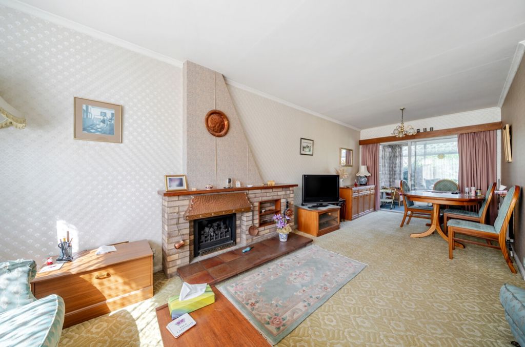Property photo 2 of 23 1512775-9-1A05Cbded936F