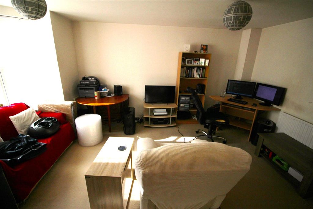 Property photo 2 of 6 Img_1080.Jpg