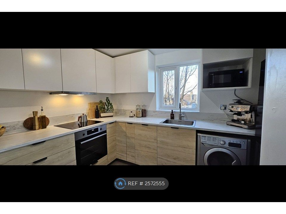 Property photo 1 of 10 New Kitchen