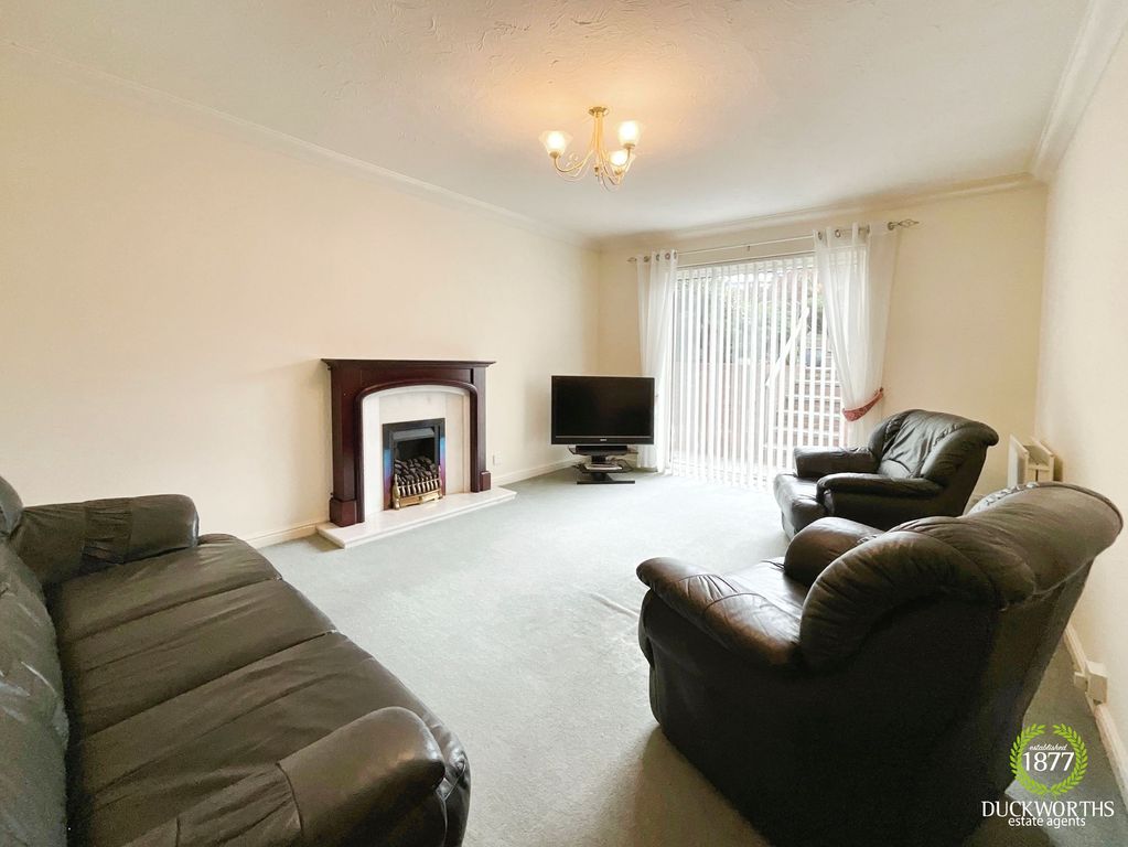 Property photo 2 of 21