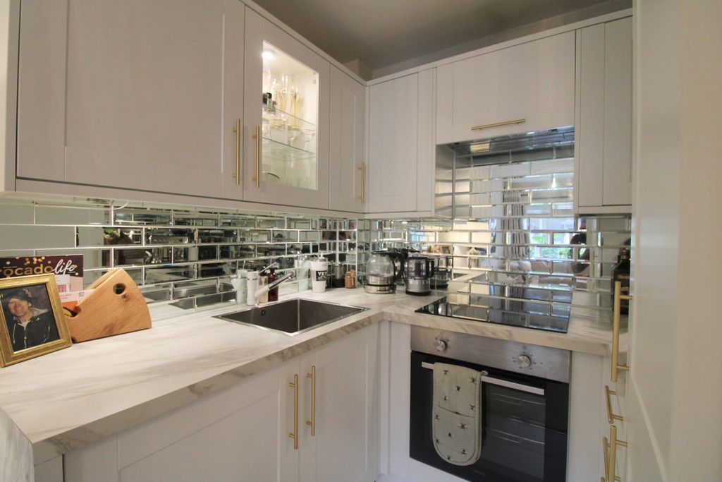Property photo 3 of 11 Img_0794