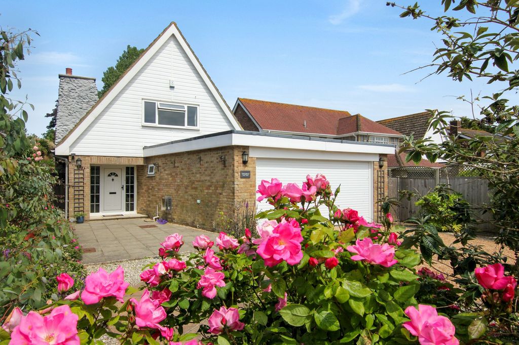 Property photo 1 of 20