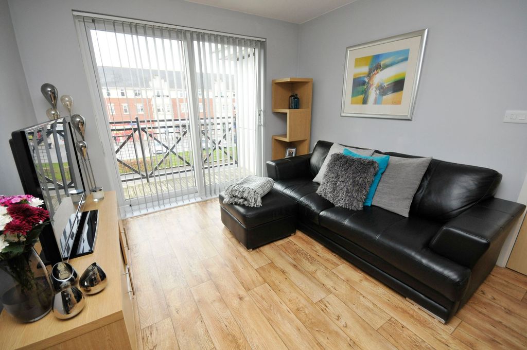 Property photo 3 of 8