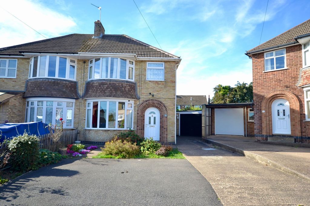 Property photo 1 of 24