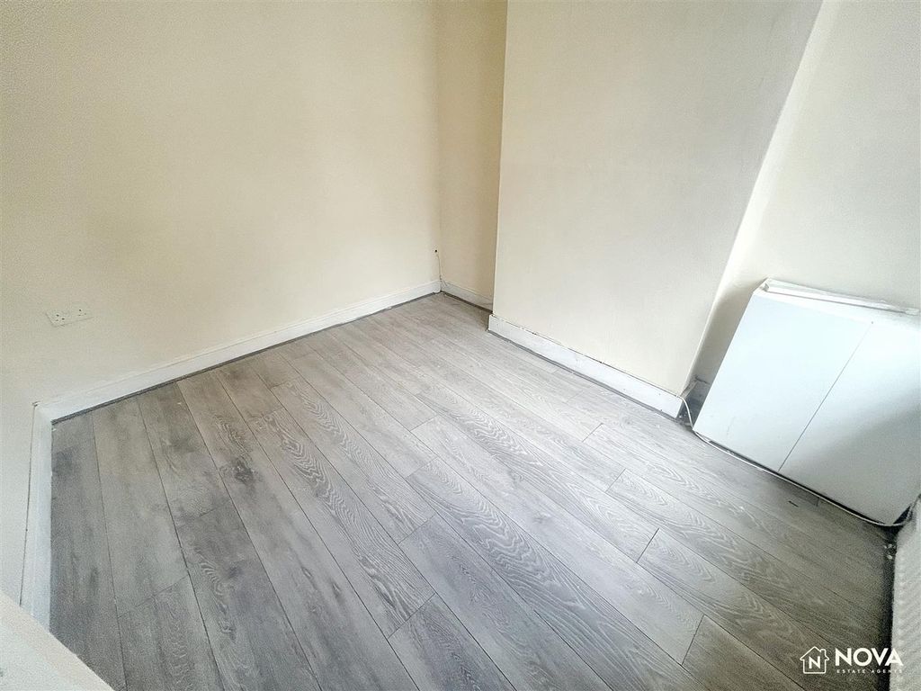 Property photo 2 of 19 Img_0922.Jpg