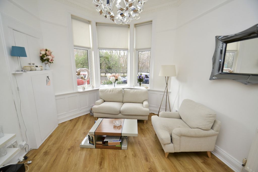 Property photo 3 of 16 4897753