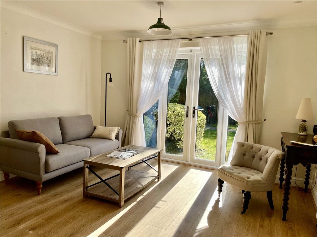 Property photo 2 of 17 Picture No. 02