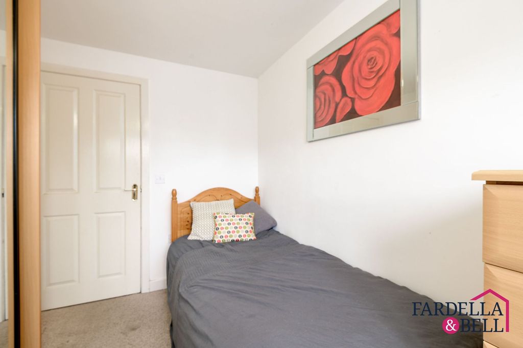 Property photo 2 of 29