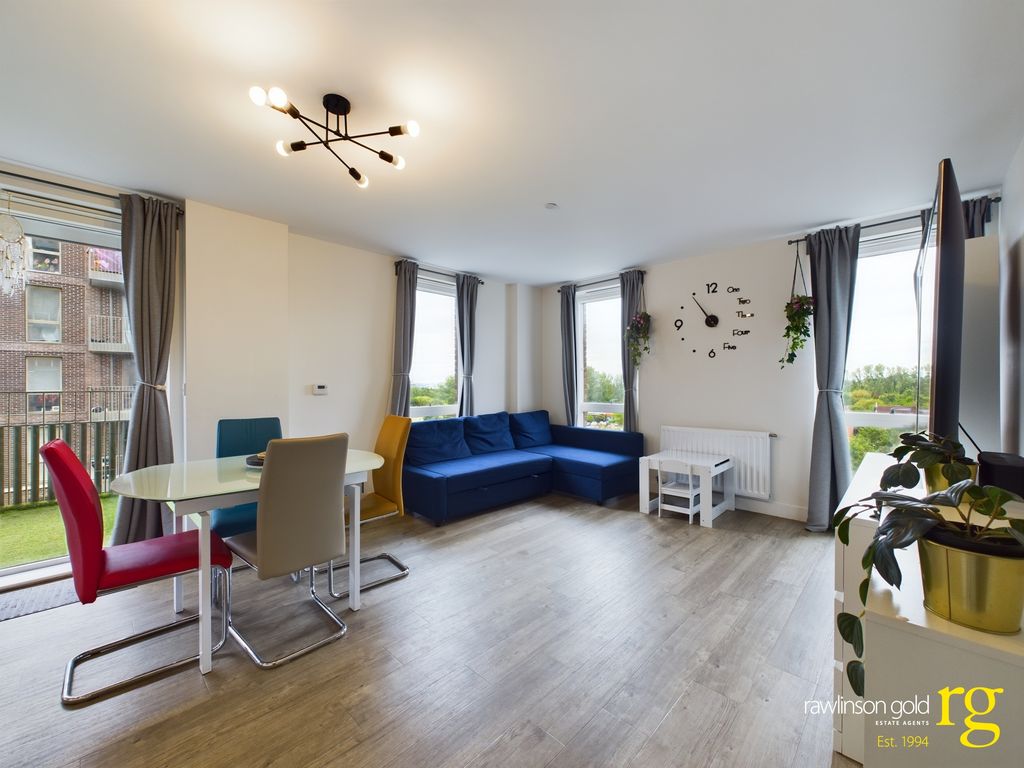 Property photo 2 of 11