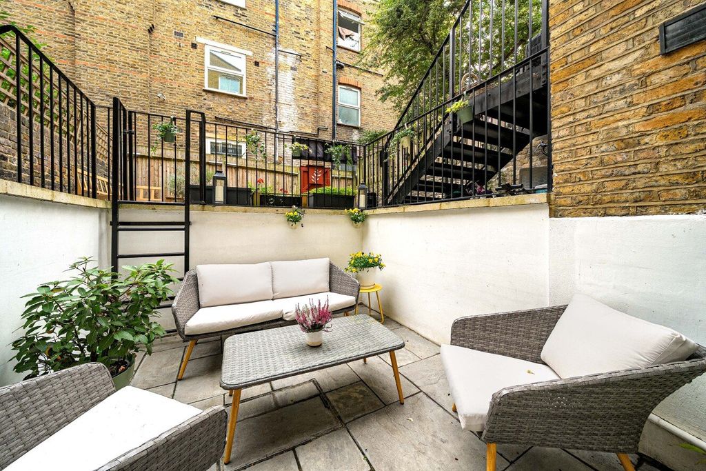 Property photo 3 of 14 Picture No. 23