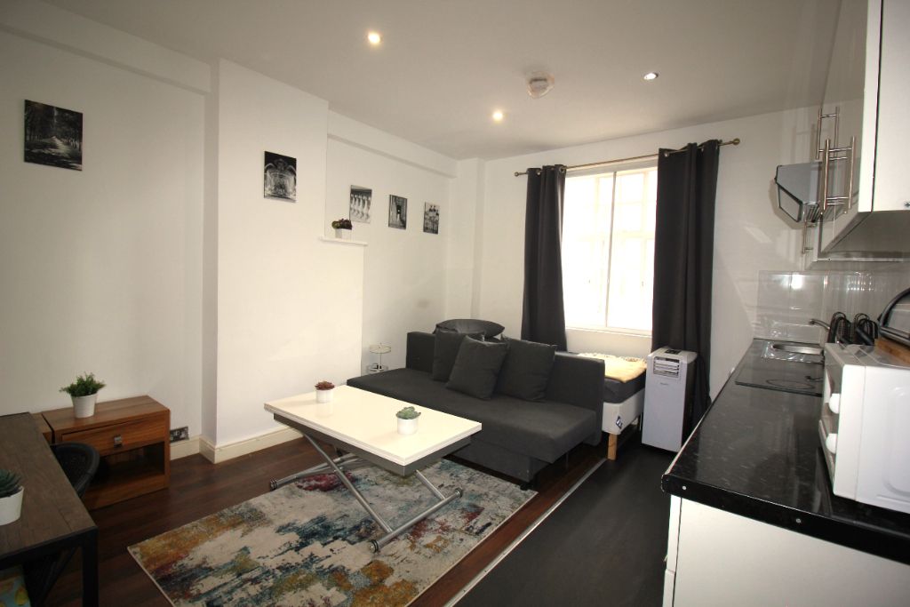 Property photo 1 of 6 Image