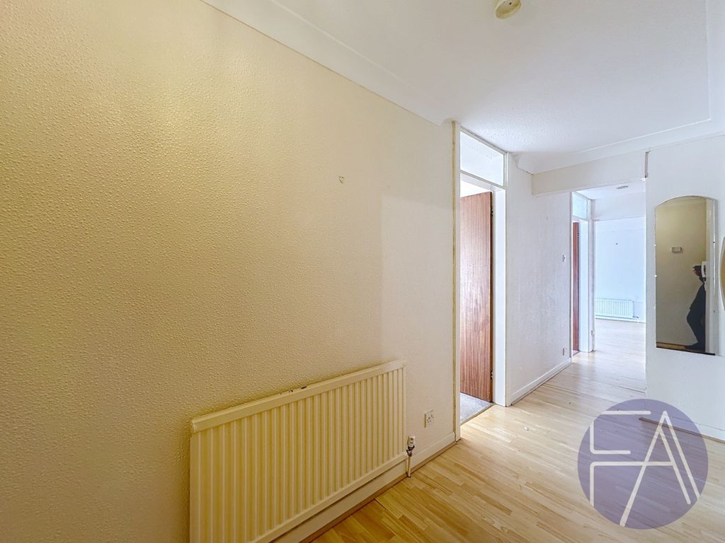 Property photo 3 of 21 4732786